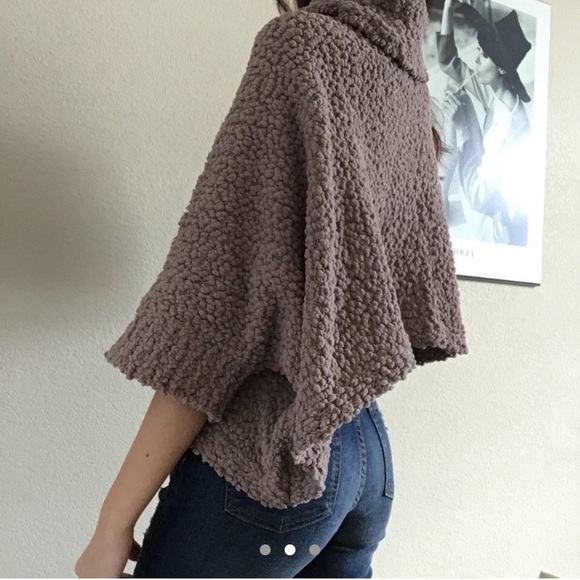 Cropped Vintage French Sweater - Picture 5 of 6